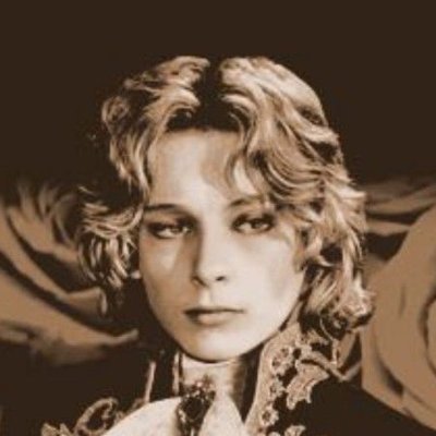 V0y4nt3's profile picture. Wolde þū mid mē fricigan?