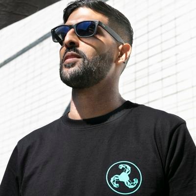 DJ l Producer for House & Garage 🔊
Owner and resident DJ for Love2house
Four40 Records - Move To The Rhythm
🔊🎧🏠♥️