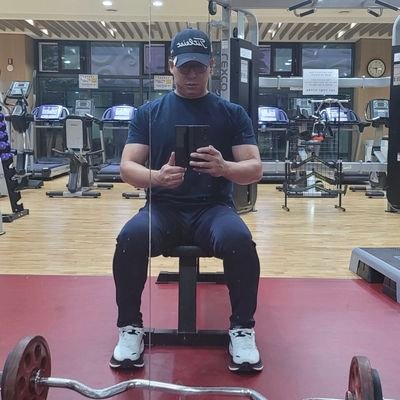 FrankLee3840's profile picture. 평범한 직장인~ telegram : kscuyoungsun. Line : ksccuyoungsun