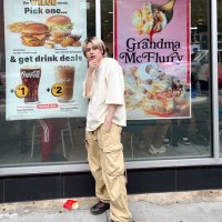 Mana (@manatey_2480) Twitter profile photo