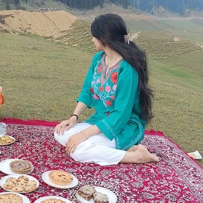 towheed_k's profile picture. a perpetual series of anxiety & crying • 💁🏻‍♀️