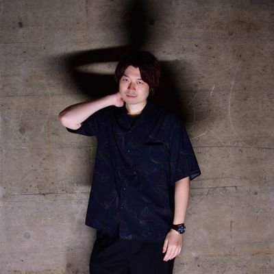 劇団ギロチンメソッド所属。役者。
山本 悠樹(やまもと ゆうき)名前の樹から「ウッディー」と呼ばれたり様々
現在は夜渡り
photo by ←@akamegauchi ↑@maribel0531