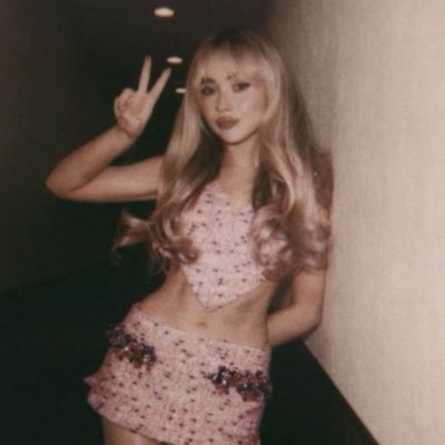 probably listening to sabrina or nieve ella | 20 :)