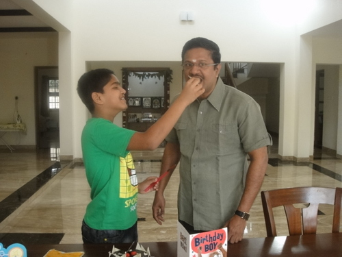 ravimsubbiah1's profile picture. 