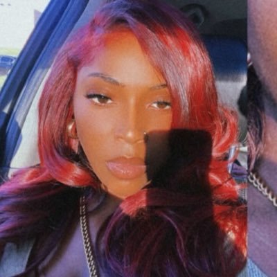 SheANatural_net's profile picture. Nothing real Can be Threatened