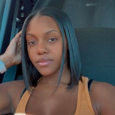 f94528's profile picture. 