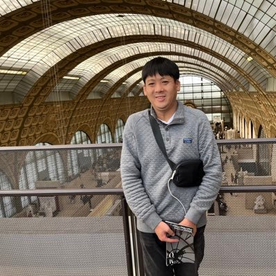 ORD Employee, Graphic Designer, Railfan, Fan of the Chicago sports.