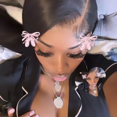 spinbackrobbie's profile picture. Topgyal.