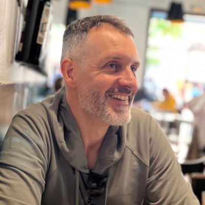 Responsable au service des sports du Parisien/Aujourd’hui en France.