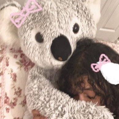 bebababeee's profile picture. 