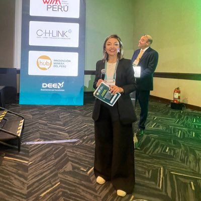 ClaudiHerreraS's profile picture. Directora de CH LINK Expertos en Crisis, Cambio y Habilidades de Comunicación Organizacional.  Facilitadora, coach, docente universitaria y conferencista LATAM.