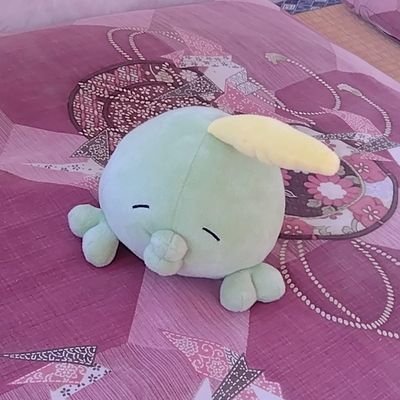 ごくりんと私の旅&生活垢です。
トレーナーとごくりんと交互に投稿できたらなーと思ってます。
お返事は基本的には、
ごくりんがします。
ポケモン仲間大歓迎ー!