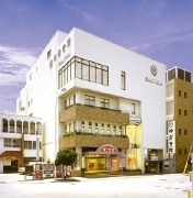 幸せを祝い続けて半世紀 、琉球文化と節目を大切にする
神宮會舘 http://t.co/cBDsu21qMV
の中の人です(*`‥´*)=3
日々感じたこと、お知らせをつぶやいてます(#^.^#)