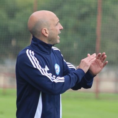 Entrenador de fútbol ⚽️
Ex-jugador CD Mirandés❤️🖤, Haro Deportivo, SD Oyonesa🤍💙
Actualmente: Entrenador Comillas CF (3RFEF) 💙💙