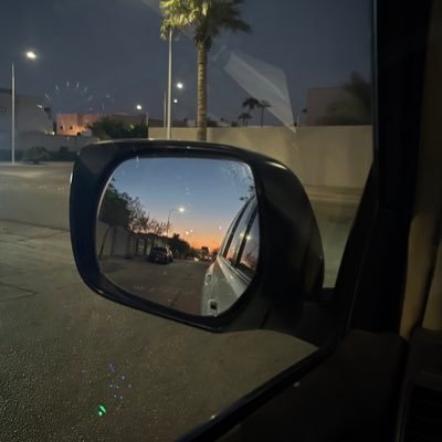 rrunique7's profile picture. 