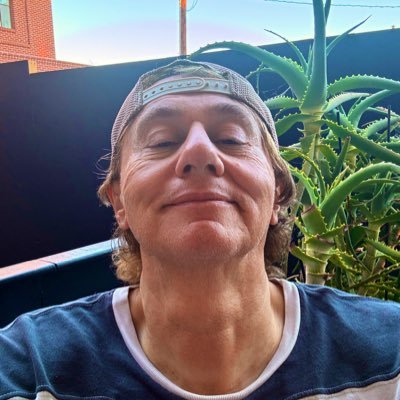 AyzenbergEric's profile picture. 