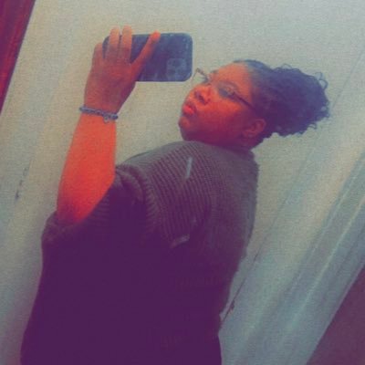 Photographer 📷🎞️ Check my IG - Creations_ByNae ❤️ Momma Bear first 💕🐻