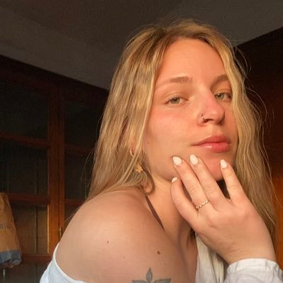 🇺🇾 📷 : avrilpedreira06 ♍️ Siempre a la izquierda
