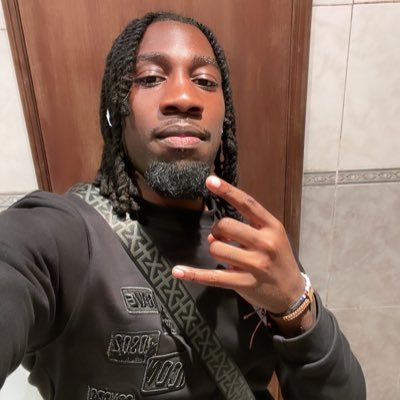 mixsuble98s's profile picture. “Não dá para esconder o meu ser é só uma opção….” 🥷🏽👻⚽️