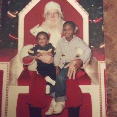 graffittti's profile picture. If you  here, you lost..yall weird