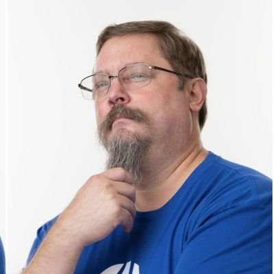 lupisque's profile picture. 