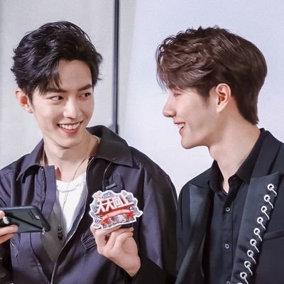 3y👆=3ขวบ(ป๋อจ้าน3ขวบ)☺️ fan account 王肖🦁🐰💚❤️.(จะรักคุณตลอดไปจนสิ้นแสง🥰)
#ป๋อจ้าน (+รักทุกด้อม+)🤭 //GAWที่ทำด้วยใจรัก😚🫰 #GAWByWangXiao