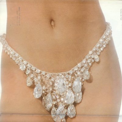 lesbianvidsz's profile picture. lesbian|27|DMs open for women only|21+ only