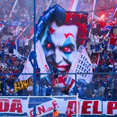 Army💜🇺🇾
Seguidora de gente random
Hincha del más grande...El Club Gigante... CNF
