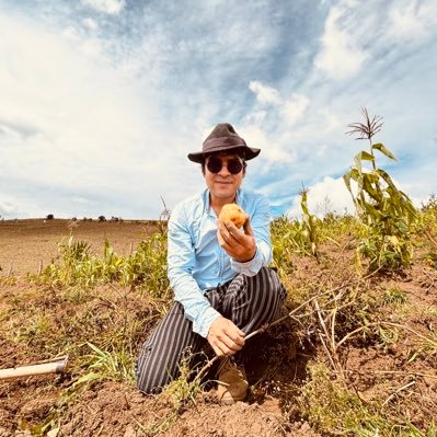 joantejedor1's profile picture. Ph.D. en Relaciones Internacionales @uni_corvinus MSc. en DD. HH y Economista @UPTCoficial Profesor de Economía & Editor de Revistas Científicas