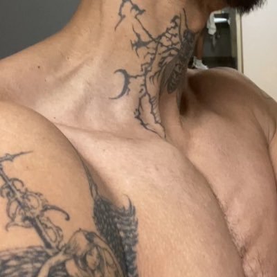 28M • 9 Inches of XXX 🤍 Athlete • Rockstar !! 18+ ‼️ Girls World FRVR -+ No meets. ‼️