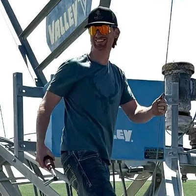 The Cybertruck Farmer 🌾 & 🥔
2,500+ acres
Braden Smith Farms, inc.
LTC/Doge Coin Mining 🚀
https://t.co/KamUQ8HGs6