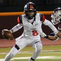 Yan Arias (@iam_yaaviii) 's Twitter Profile