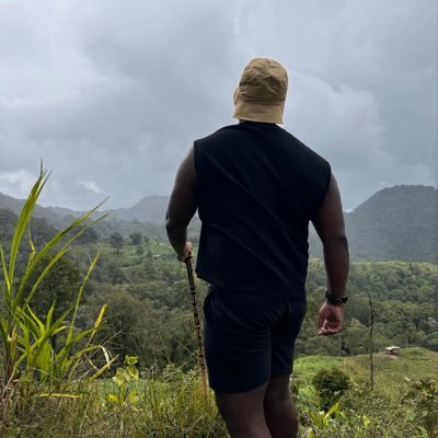 re_skopet's profile picture. Passionate Front-End Developer (with 👀 on backend) | Continuous Learner.