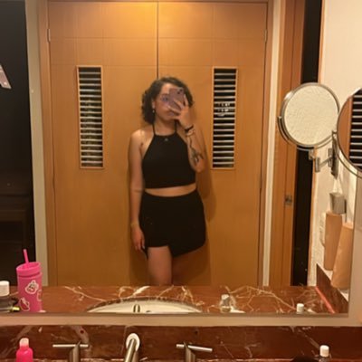 AleEspGa's profile picture. 