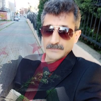 كنت معتقل بسجون النظام السوري بسبب المظاهرات وكانت مظاهرات حاشدة وسلميه من أجل الحرية والكرامة وستنتصر ثورتنا أن شاء الله
لاأنتمي لأي حزب أعشق الحريه والكرامه