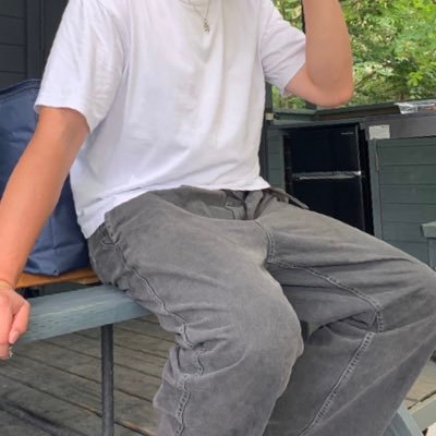 f_a9198's profile picture. レオパ もも レオパ はく