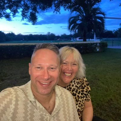 Michell48662494's profile picture. 😊