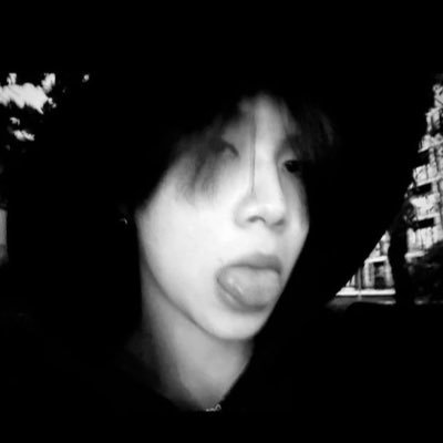 imyoubooburr's profile picture. 