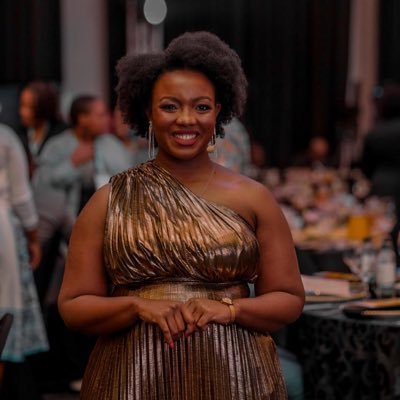 Entrepreneur | Anchor & producer @dbetvnews | Media practitioner | Host #POWERWeekendBreakfast @Powerfm987 | MC | Facilitator | bookings: Tshego.moagi@yahoo.com