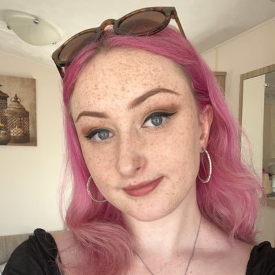 hi!! I stream on twitch. I’m 21 and I just decided to start streaming as a hobby in lockdown. come say hello :)))