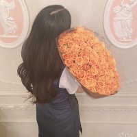 金魚 (@look_like_black) Twitter profile photo