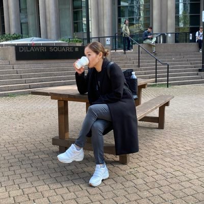 eri_cruces's profile picture. Abogada sin juicio. Mi café y todo, intenso.