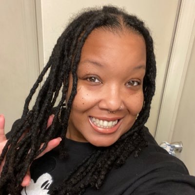 Easy to Love ♥️ Hard to Break 💪🏽 Impossible to Forget 🦂 No DMs🚫 ɭɩve•ɭღѵҽ•ɭaυgн•ɭღcs🤞🏽 #HumbledCockiness 🐘🌻