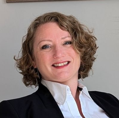 YolandaMMcKay's profile picture. I love:
Developing leaders & teams. 
Leicester Tigers & gardening.