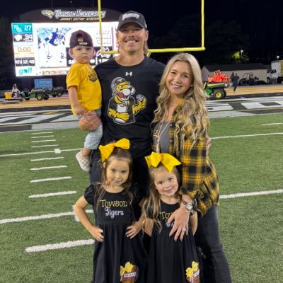 Christ Follower | Special Teams Coordinator | OLB’s @Towson_FB