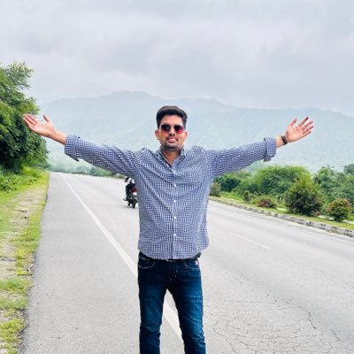 TodaRoshan's profile picture. आज़ाद परिंदा 🦅