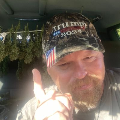 CAPTAING3MAGA's profile picture. #MAGA 45-47 🇺🇸🙏. The Deep State with ISIS Blackmailed my Son to take his own life Dec 7 2014 . All roads go to Obama , Bill Gates and Soros..