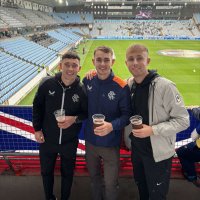 swifty (@robbieswift72) 's Twitter Profile