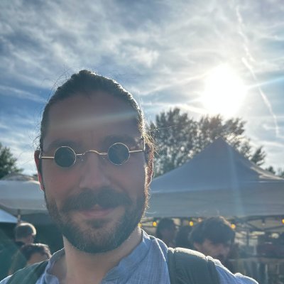 Here to give my 2cent to meditation twitter, maker of @iAmResearchApp