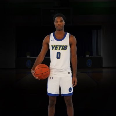 MarcusBrown704's profile picture. 6’6 G/F- ig themarcusbrown #7049744530